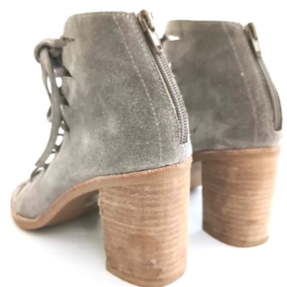 Jeffrey Campbell Corwin Gray Suede Lace Up Peep Toe Ankle Bootie Block Heel 9.5 - Picture 4 of 9